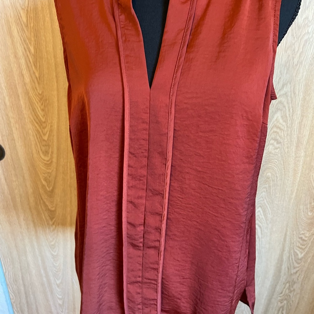 Rust colored polyester shell !! Perfect for summer !!